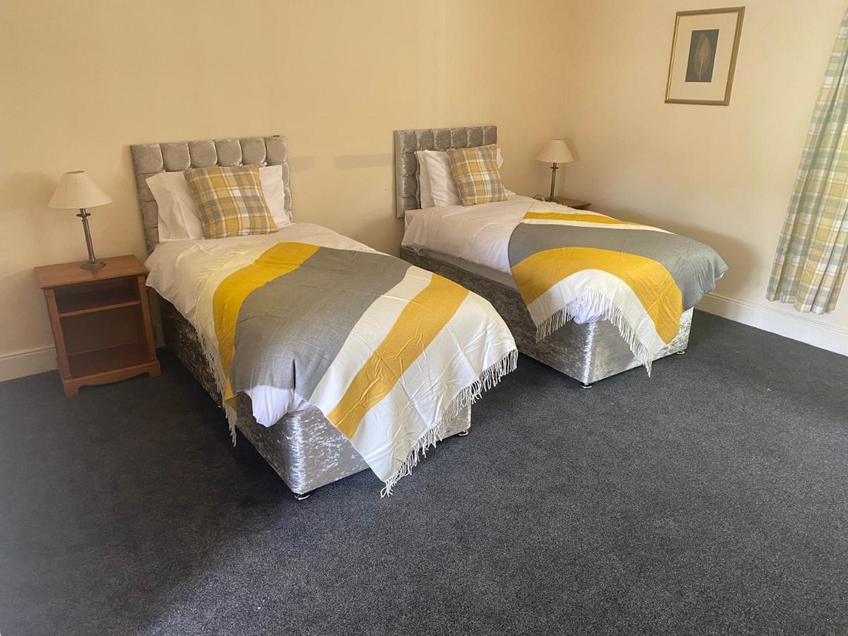 The Coach And Horses Bed & Breakfast Winchester Exterior photo