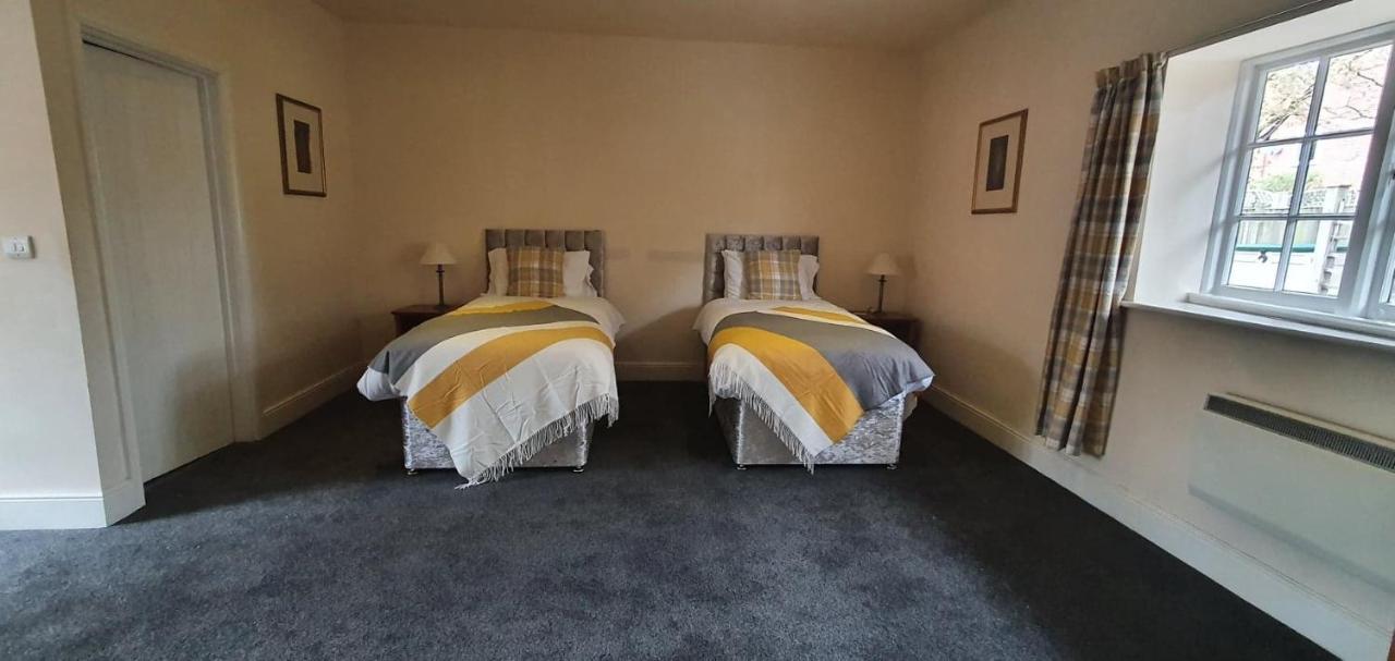 The Coach And Horses Bed & Breakfast Winchester Exterior photo